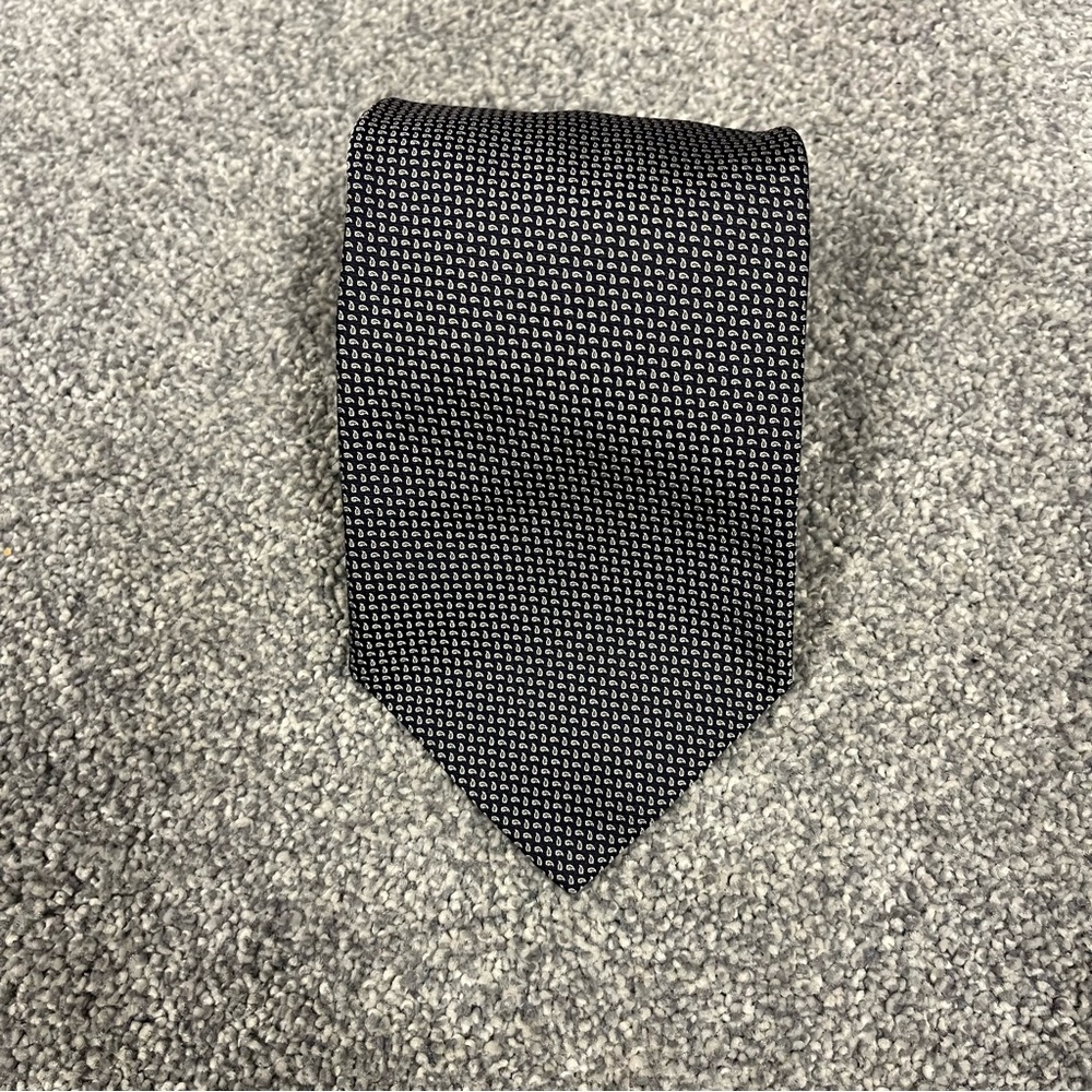 Brooks Brothers Makers Silk Neck Tie Paisley Polka Dot Casual Suit